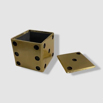 Caja de almacenamiento decorativa para dados rústicos dorados L'Objet | 4,5" cuadrados Foto 1 de 4