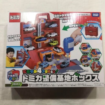 Takara Tomy Lively 4 Action! Tomica Maintenance Base Box Play Set Mini Car toy - Image 1 of 4