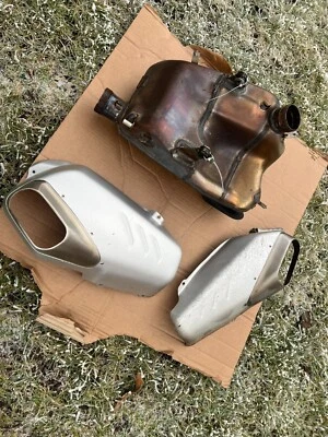 Silenciador de escape Ducati Streetfighter Panigale V4 original OEM Foto 1 de 4