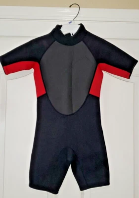 Traje de neopreno corto juvenil 10 sin marca 3/2 rojo negro y gris Foto 1 de 3