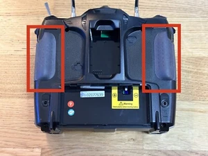 Hitec Aurora 9 Grips (Gummiauflage ) Hinter Links Rechts (Schrauben Bedeckung) - Bild 1 von 1