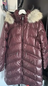 CALVIN KLEIN Essential Real Down Coat In Burgundy Velvet Size M BNWT RRP£330 - Picture 1 of 17