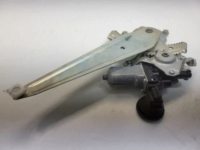 Регулятор заднего стекла заднего пассажира 2017-2018 Toyota iM Corolla хэтчбек  - Изображение 1 из 4