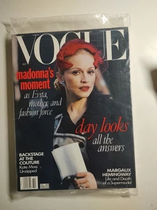 Oct 1996 Madonna Evita Vogue Magazine Brand New In Original Plastic Wrapper - Foto 1 di 3