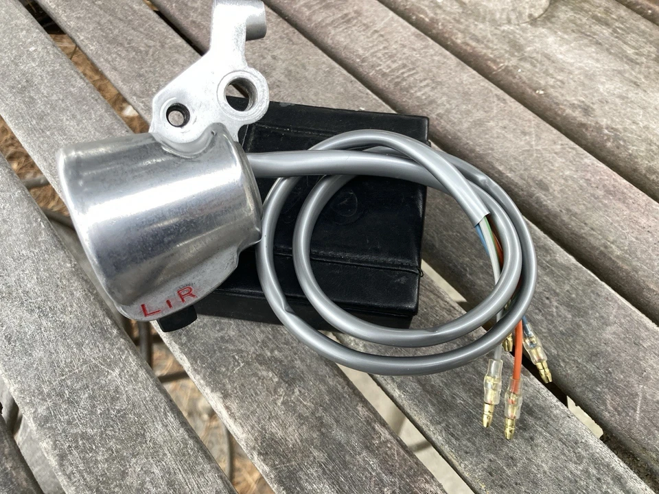 1968-70 Honda CL450 CB450 CL350 CB350 CL175 Handlebar Horn & Turn Signal control - Image 1 of 4