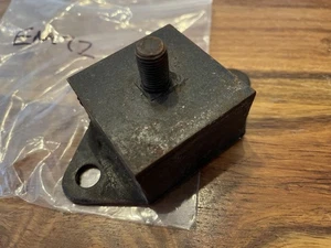 Triumph Herald, 1200 1959-1961 'new old stock' engine mounting EM72 2H6 - Picture 1 of 6