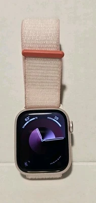 Apple Watch Series 9 41 mm Aluminio Rosa Rosa Lazo Deportivo (GPS) Foto 1 de 4
