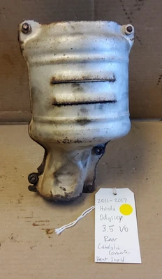 Honda Odyssey 2011-2017 colector de escape trasero convertidor catalítico protector térmico equipo original Foto 1 de 4