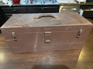 Cassetta degli attrezzi vintage a scatto KRA-25A - Foto 1 di 5