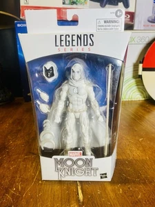 NUOVO COME NUOVO RARO 7” Marvel Legends Moon Knight Figure Walgreens Exclusive 2020 - Foto 1 di 7