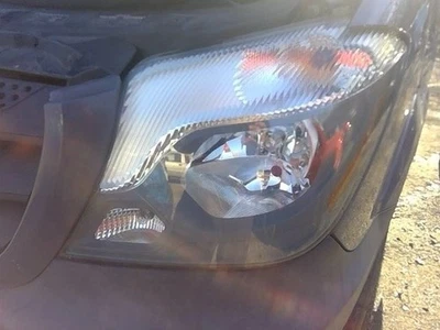 Driver Headlight Halogen Thru 06/29/17 Fits 14-17 MERCEDES SPRINTER 2500 1587763 Foto 1 de 4