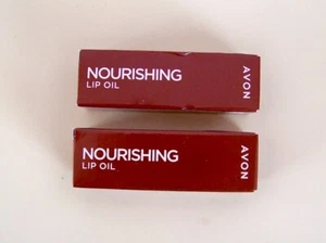 X 2 AVON NOURISHING LIP OIL SHADE BLOSSOM SPF 12 BRAND NEW BOXED FREE P&P (S) - Picture 1 of 2