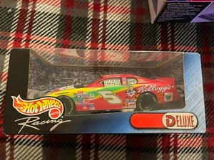 Hot Wheels Racing Deluxe #5 TERRY LABONTE KELLOGG'S Die-Cast 1:24 Scale - Picture 1 of 2