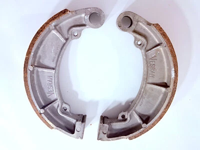 ЗАДНИЕ ТОРМОЗНЫЕ КОЛОДКИ KAWASAKI A1 A7 KH400 42019-003 - Изображение 1 из 4