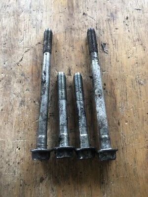 2012 Nissan Altima 2.5L Compressor AC Bolts - Image 1 of 3