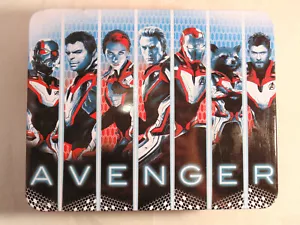 Fiambrera Marvel Avengers Montar Metal Rojo 3D Repujado Escuela Almacenamiento Lata Niños - Imagen 1 de 5