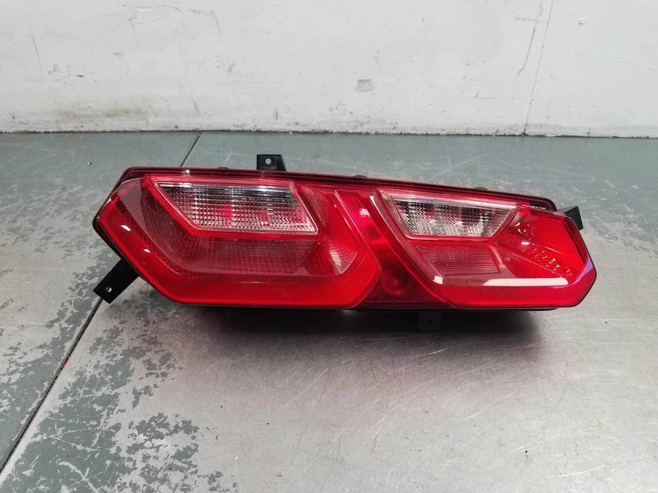 Luz trasera izquierda Chevy Corvette C7 Grand Sport 2017 #5772 V10 Foto 1 de 4