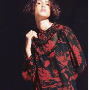 Zara Womans Black Red Tunic Long Blouse Dress Printed Ruffle Dress L 12 14 - Picture 1 of 9