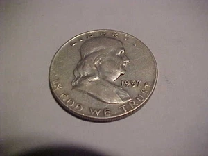 1957-D  90% Silver Franklin Half Dollar 1/2 dollar  Circulated  condition - Picture 1 of 2