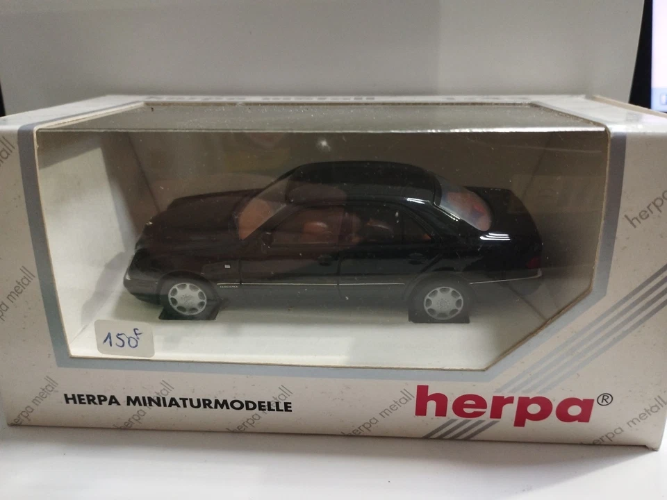 Herpa 070331 Mercedes Benz E280 Elegance Scala 1/43 - Immagine 1 di 1