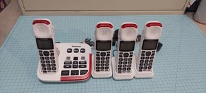 Panasonic KX-TGM420W Amp Cordless Phone Answering Machine and (3) Extra Handsets - Zdjęcie 1 z 16