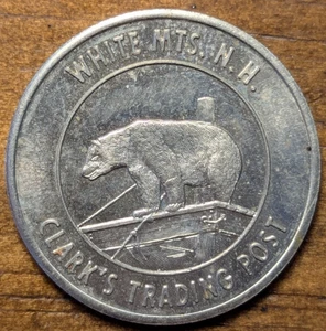 White Mountains New Hampshire NH Clarks Trading Post Platform Bear Token - Picture 1 of 2