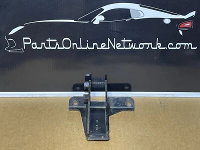 04 - 05 Dodge Ram SRT10 Pass. (Right) Motor Mount Bracket OEM Mopar SRT-10 SRT - Image 1 of 2