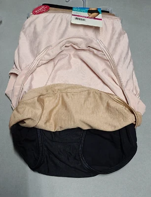 Radiant by Vanity Fair Para Mujer Calzoncillos Elastizados Cómodos Paquete de 3 Talla 4XL o 5X Foto 1 de 3
