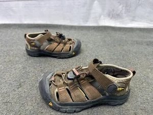 Keen Newport Kids Size 13 Athletic Brown Hiking Walking Waterproof Sandals - Picture 1 of 6