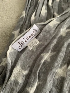 Jo Edwards 100% Linen Grey Stars Print Shawl Course Loose Weave Wrap Scarf Long - Picture 1 of 7