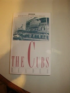 LOT of 2 - CHICAGO CUBS READER (91) & SO YOU THINKS YOU'RE A DIE HARD CUB FAN(85 - Bild 1 von 10