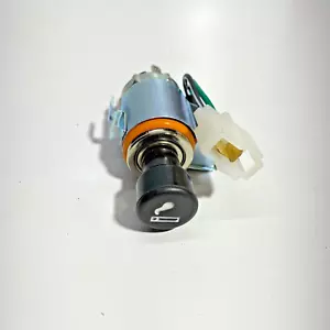 Power Socket Cigarette Lighter for ISUZU NPR NQR 8973203250 - Foto 1 di 13