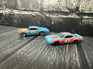 Hot Wheels 2003 SALUTE T0 #43 Richard Petty 67 PONTIAC GTO 74 Dodge Charger - Bild 1 von 5