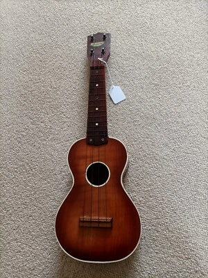 Nifty 1950s Vintage Harmony Soprano Ukulele with original box Used - Image 1 of 2