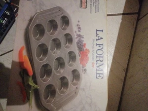 Kaiser La Forme Duo Teglia da Forno Angolare Argento Metallo 37cm Altezza 2cm - Foto 1 di 3