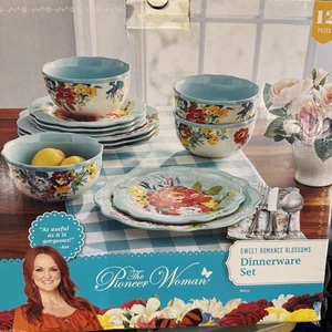 The Pioneer Woman ~ Sweet Romance Blossoms ~ Geschirrset ~ 12-teilig ~ Neu im Karton - Bild 1 von 3