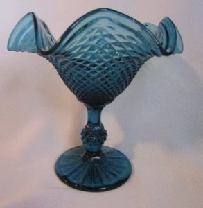 VINTAGE DIAMOND POINT TEAL BLUE GLASS 6-1/4" PEDESTAL DISH RUFFLED TOP EDGE - Picture 1 of 5