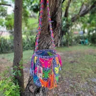 Colombian 🇨🇴 BUTTERFLY 🦋 Handmade Large Wayuu Tribe Mochila Bucket Boho Bag - Image 1 of 4