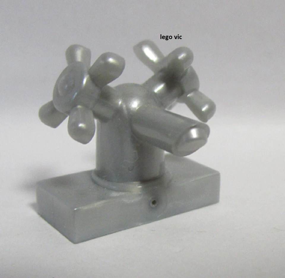 Lego 6936 Faucet Robinet Pearl lt Gray Belville 5940 5943 5941 MOC -A70 - Photo 1/1