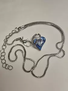 Gorgeous blue heart & crystal pendant necklace, 18" silver coloured chain, - Picture 1 of 10