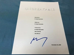 M. NIGHT SHYAMALAN SIGNED AUTOGRAPHED UNBREAKABLE FULL MOVIE SCRIPT DIRECTOR - Picture 1 of 3