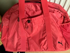 Puma lifestyle Sporttasche pink, mittlere Größe - Bild 1 von 7