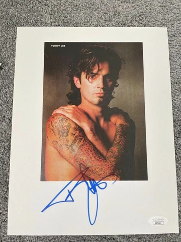 Tommy Lee signed JSA COA 8.5”x11” heavy cardstock Motley Crue psa bas Cover