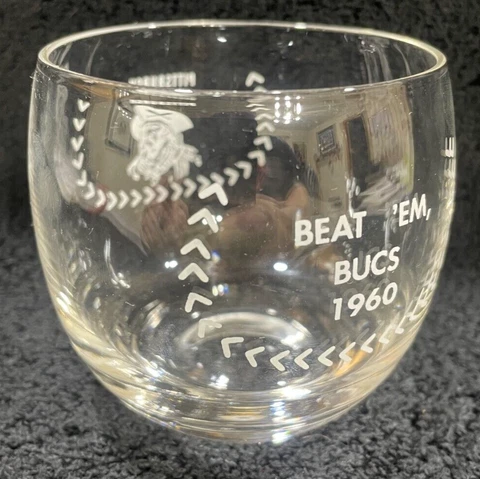Beat em Bucs 1960 Pittsburgh Pirates Vintage Glass Yinzer Barware Beer Wine Cover