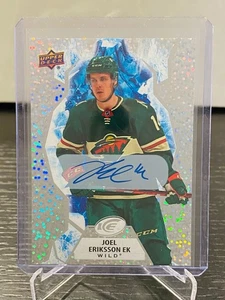 2021-22 Upper Deck Fiocco di Neve Bianco Ghiaccio Auto Joel Eriksson Ek #59 Auto - Foto 1 di 2
