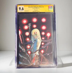 SOMETHING IS KILLING THE CHILDREN #25 1:25 CGC 9.6 SIGNED BY PEACH MOMOKO R1 - Picture 1 of 2