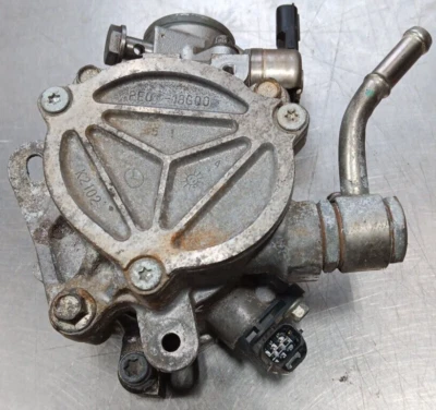 MAZDA CX-5 2015 OE BOMBA DE VACÍO DE FRENO CABEZAL HIDRÁULICO PE07-18-G00B PE07-18G00 4P Foto 1 de 4