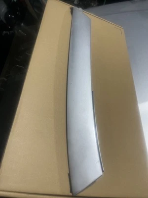 03 08 Nissan 350Z Convertible Lado Derecho Exterior A Pilar Moldura Foto 1 de 3