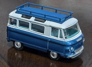 COMMER BUS 2500 SERIES DIECAST CORGI TOYS - Picture 1 of 7