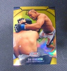 2012 Topps UFC Finest Moments # 77 Dan Henderson Gold Refractor # 52/88 - Bild 1 von 2